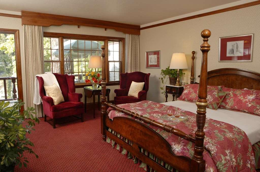 Benbow Historic Hotel
