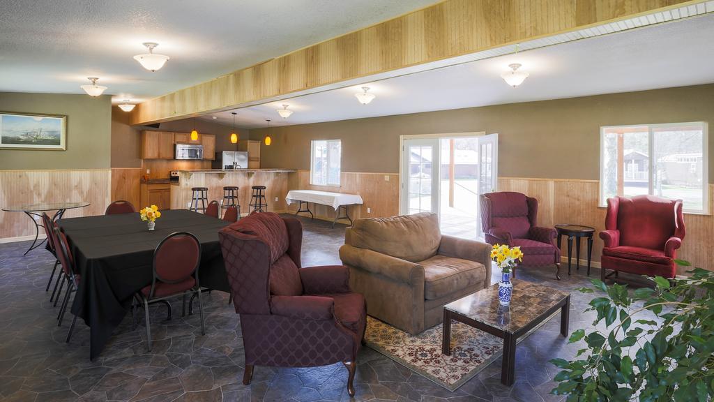 Benbow Historic Hotel Garberville